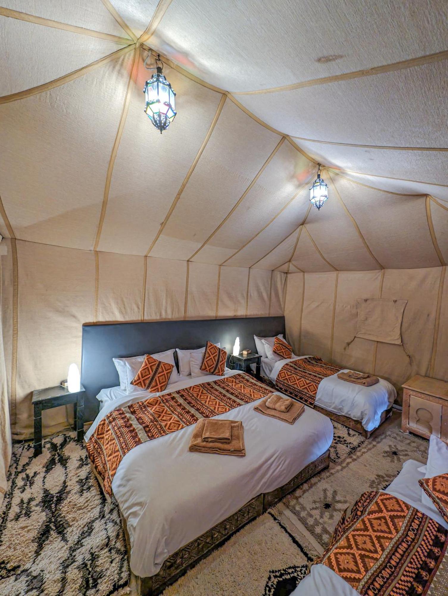 Camel Luxury Camp Bed and Breakfast Merzouga Eksteriør billede