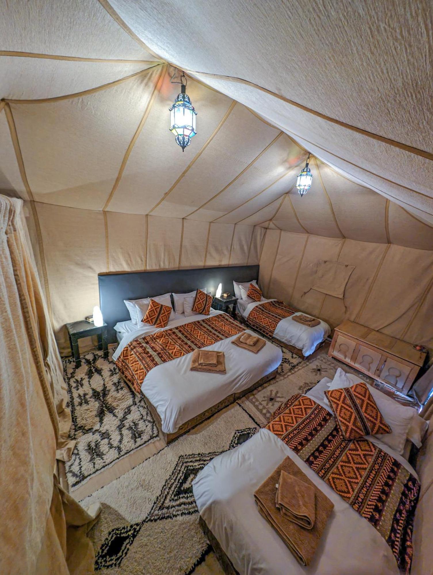Camel Luxury Camp Bed and Breakfast Merzouga Eksteriør billede