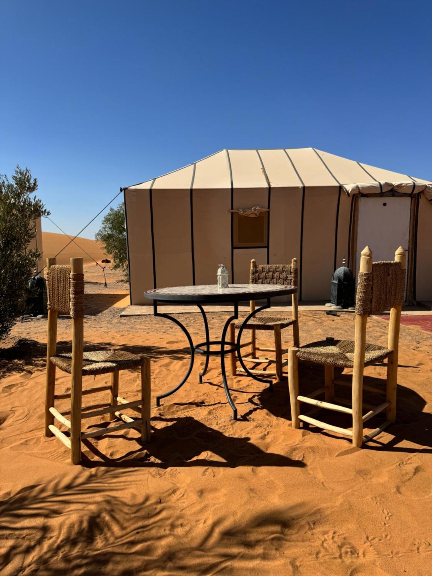 Camel Luxury Camp Bed and Breakfast Merzouga Eksteriør billede