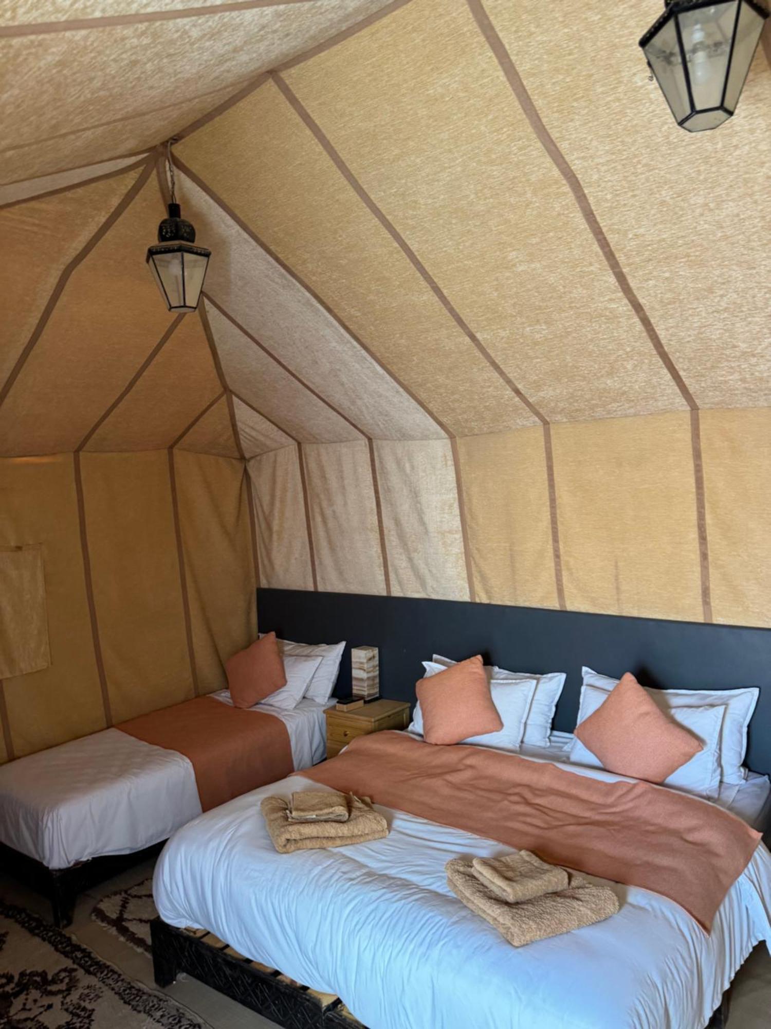 Camel Luxury Camp Bed and Breakfast Merzouga Eksteriør billede