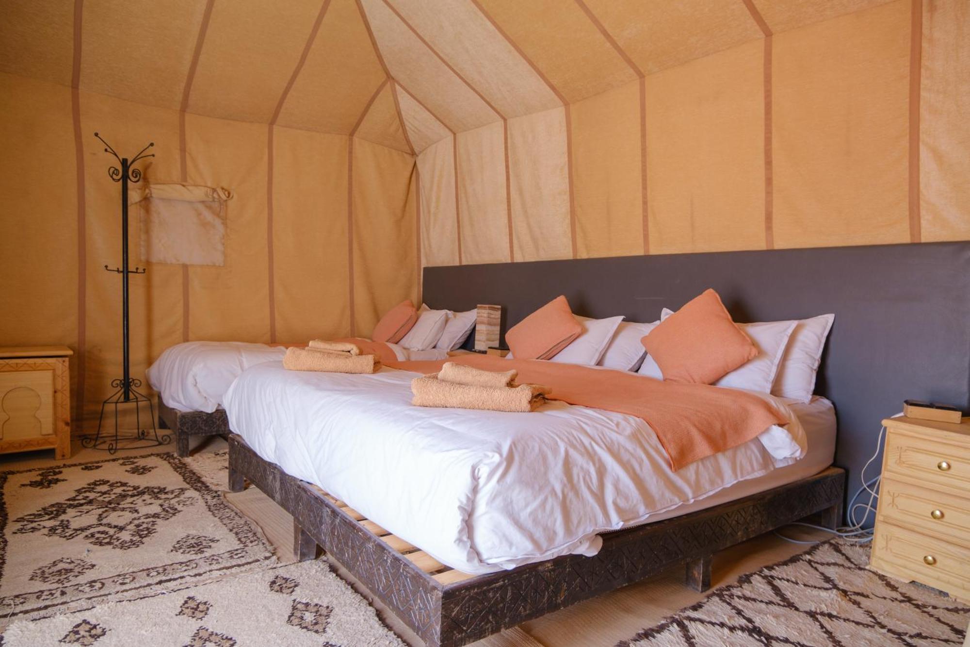 Camel Luxury Camp Bed and Breakfast Merzouga Eksteriør billede