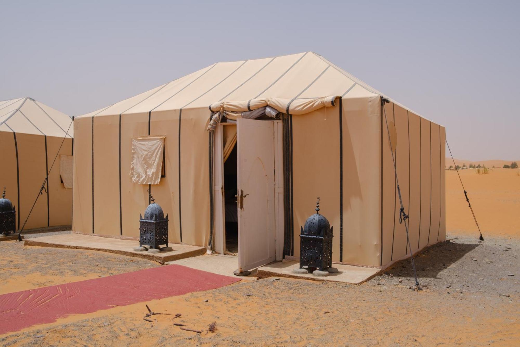 Camel Luxury Camp Bed and Breakfast Merzouga Eksteriør billede